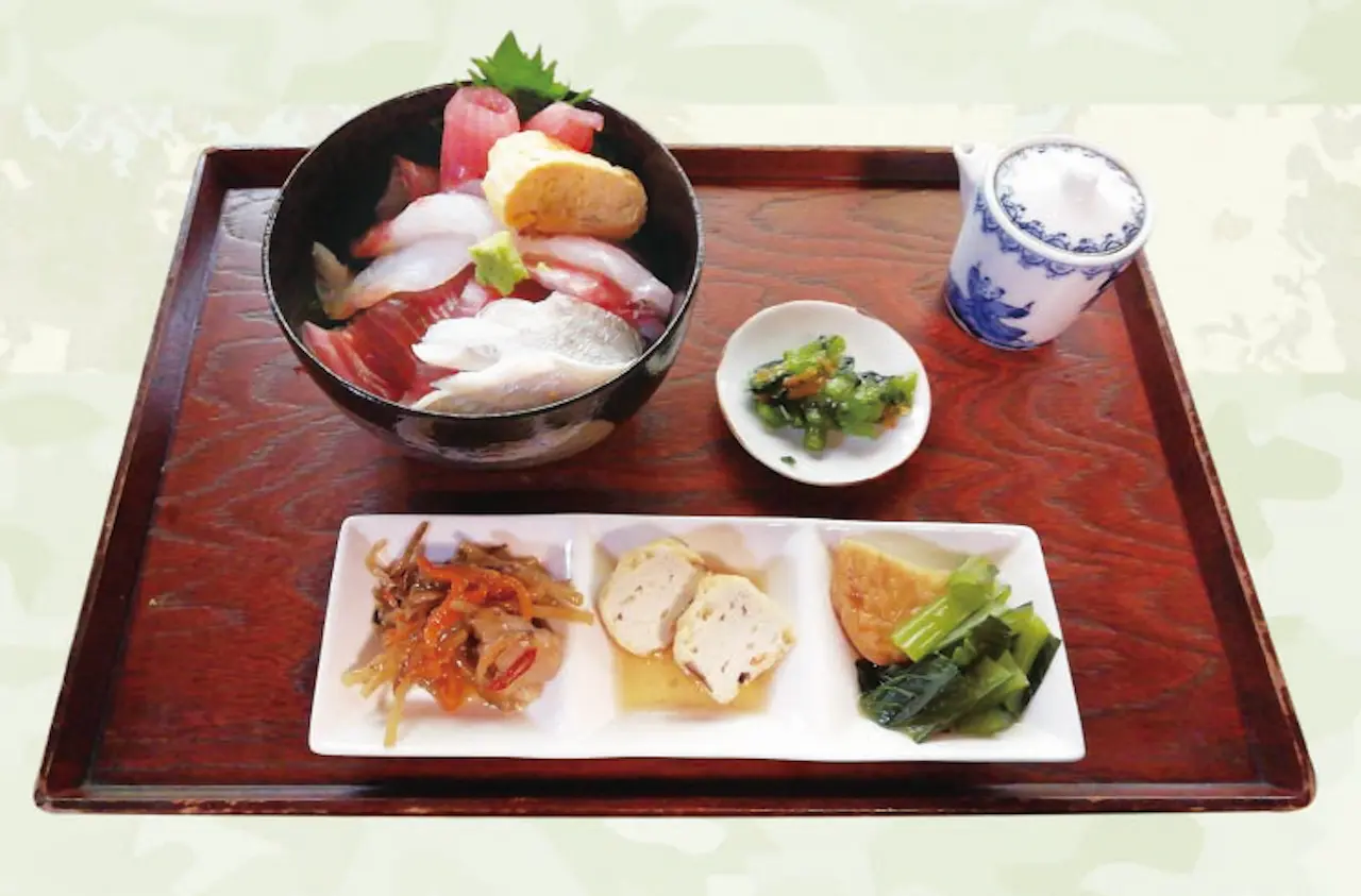 海鮮丼